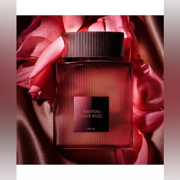 Tom Ford CAFE ROSE Eau De Parfum 2 Pieces Gift Set - 1.7 Oz. + 0.34 Oz.new - Picture 6 of 9